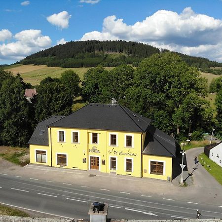 U Čmeláků Hotel Červená Voda Exterior foto